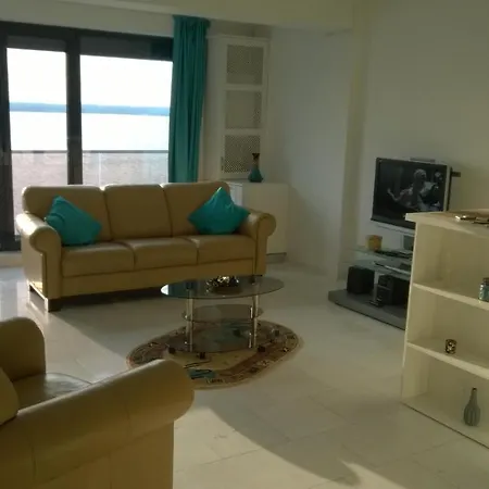 Sophia I & Ii Mamaia