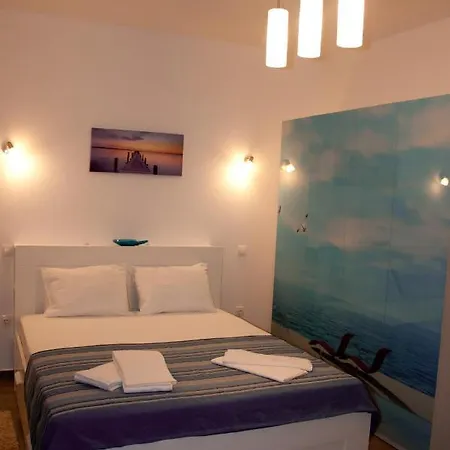 Sophia I & Ii Apartment