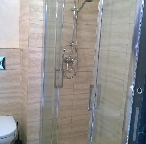 Sophia I & Ii Daire *