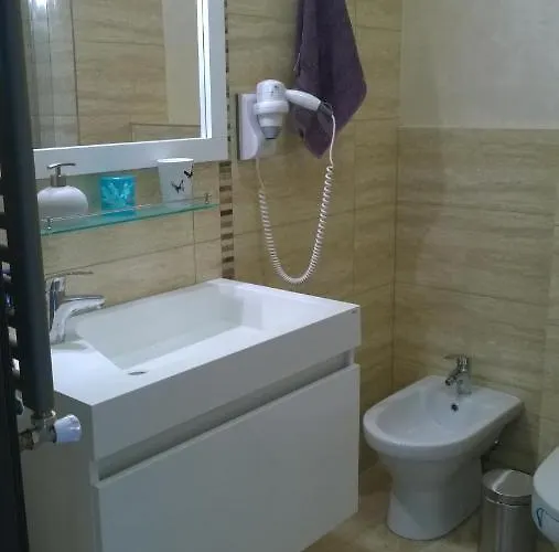 Sophia I & Ii Daire *